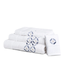 ILLUSION embroidered bath towels