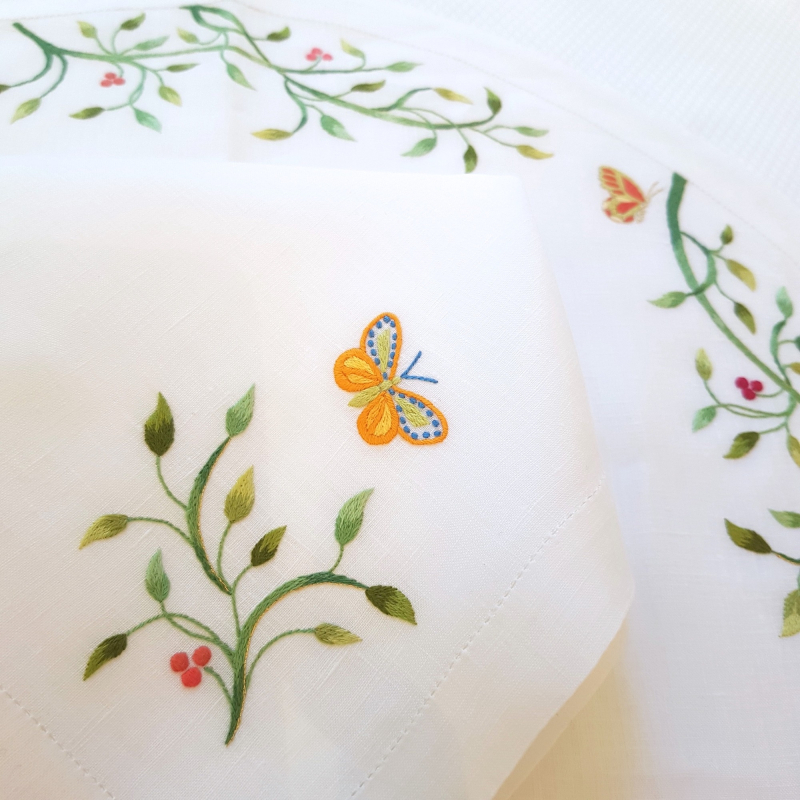 Set de table et serviette "Paradise Garden" - brodés main