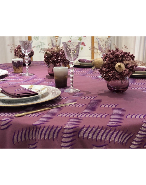 Nappe brodée "Chenonceau"